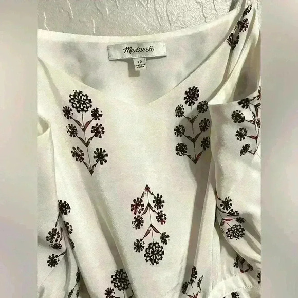 Madewell Dresses & Skirts - Madewell 100% Silk Sandstar Spaghetti Strap Dress Size 10